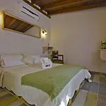 Lilyum Butik Alacati