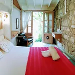 Lilyum Butik Alacati