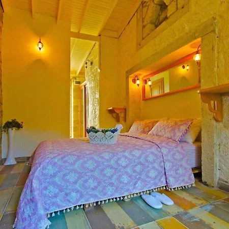 Lilyum Butik Otel Alaçatı